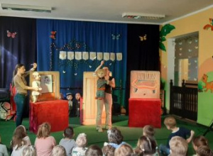 Przedstawienie teatralne "Czarodziejskie okulary"